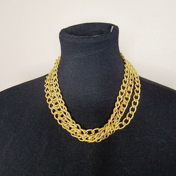 Vintage Triple gold Chunky chain link large Clasp closure Choker Necklace - Picture 6 of 8